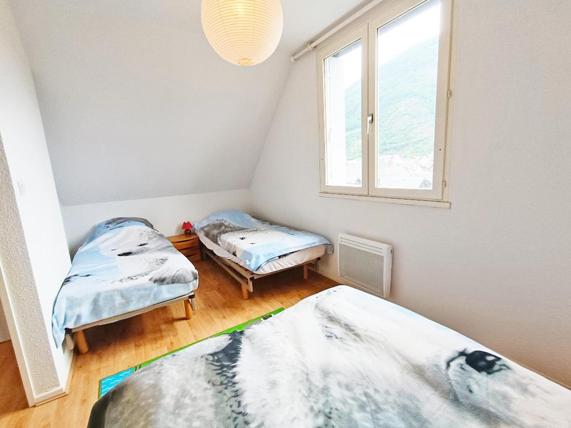 Chez Charlotte, T3 Duplex, Vue Montagne, Parking Gratuit, Ascenseur, 4 Personnes Apartment Bagneres-de-Luchon ภายนอก รูปภาพ
